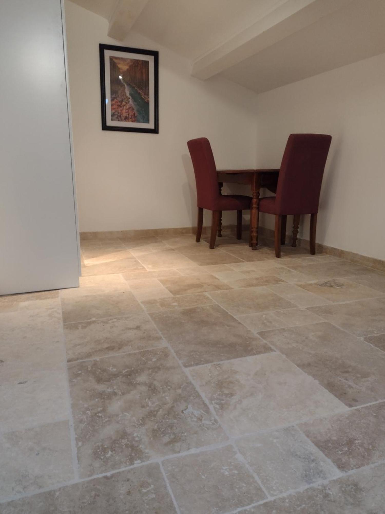 Les Gites Du Lauzon Montsegur-sur-Lauzon Room photo